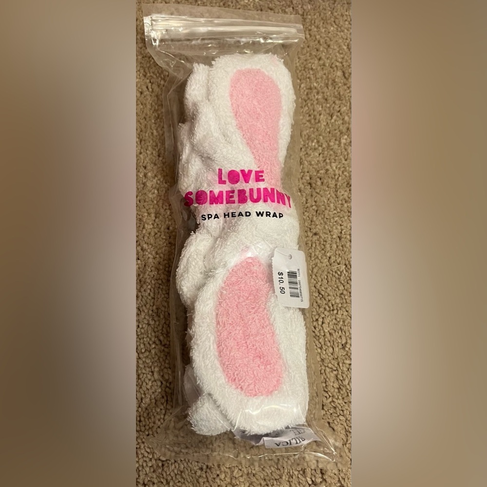 Bath & Body Works White & Pink 'Love Somebunny' Spa Head Wrap